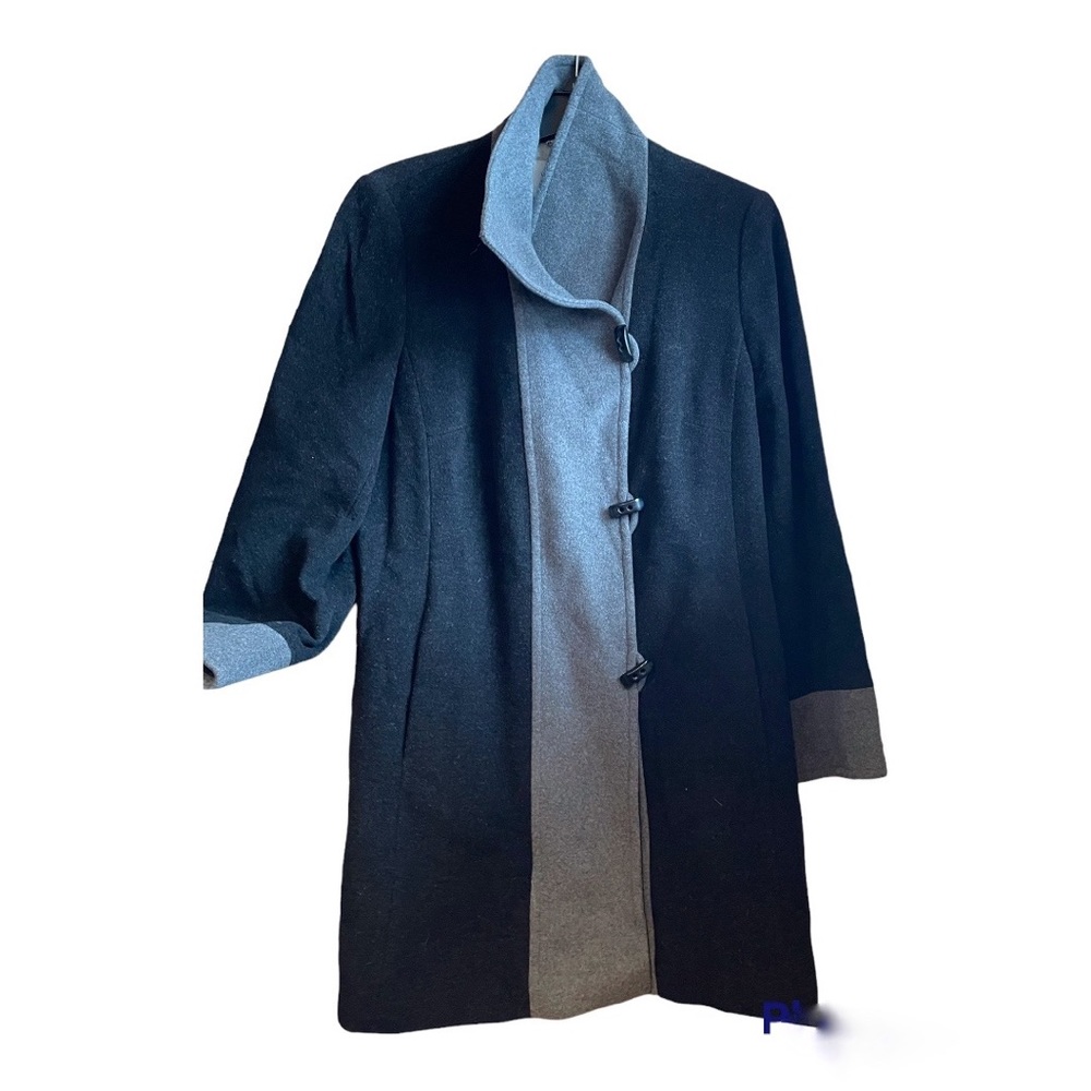 Vintage Windsmoor Cashmere and Wool Coat CDN 14